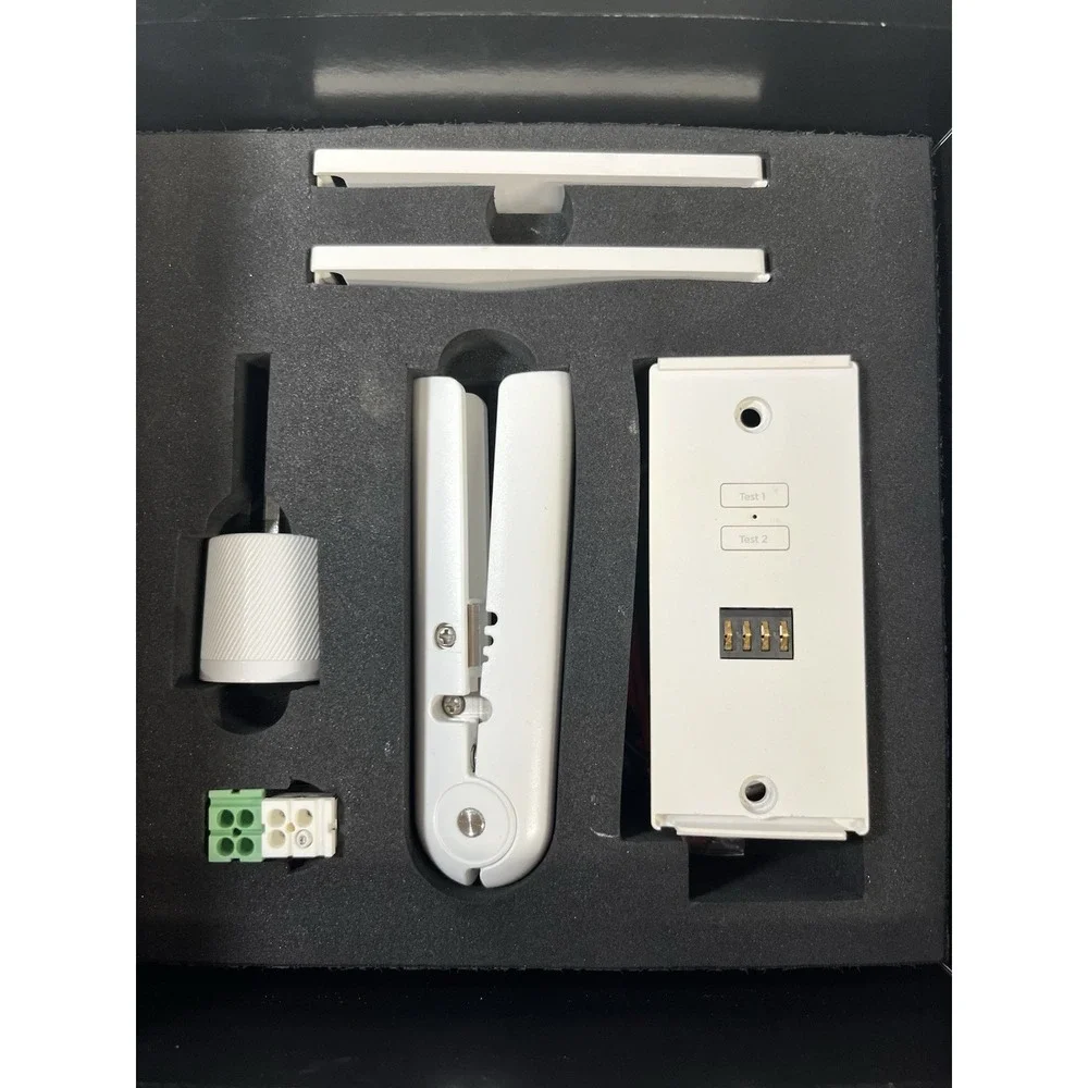 Wink Relay Wall-Mounted Smart Home Controller 4.3